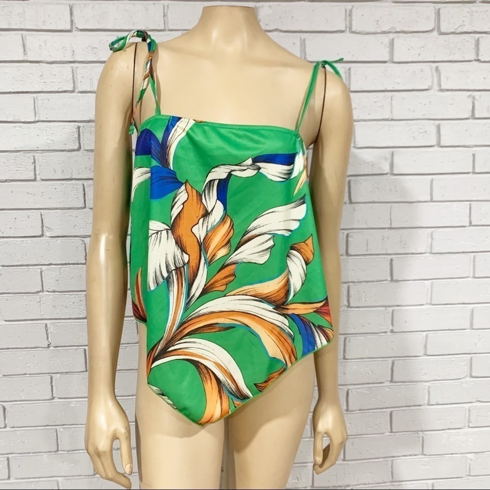 Zara Women’s Printed‎ Green Top